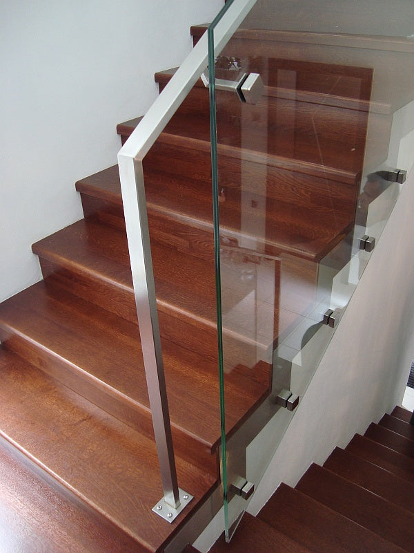 Držiak madla na stenu - príruba