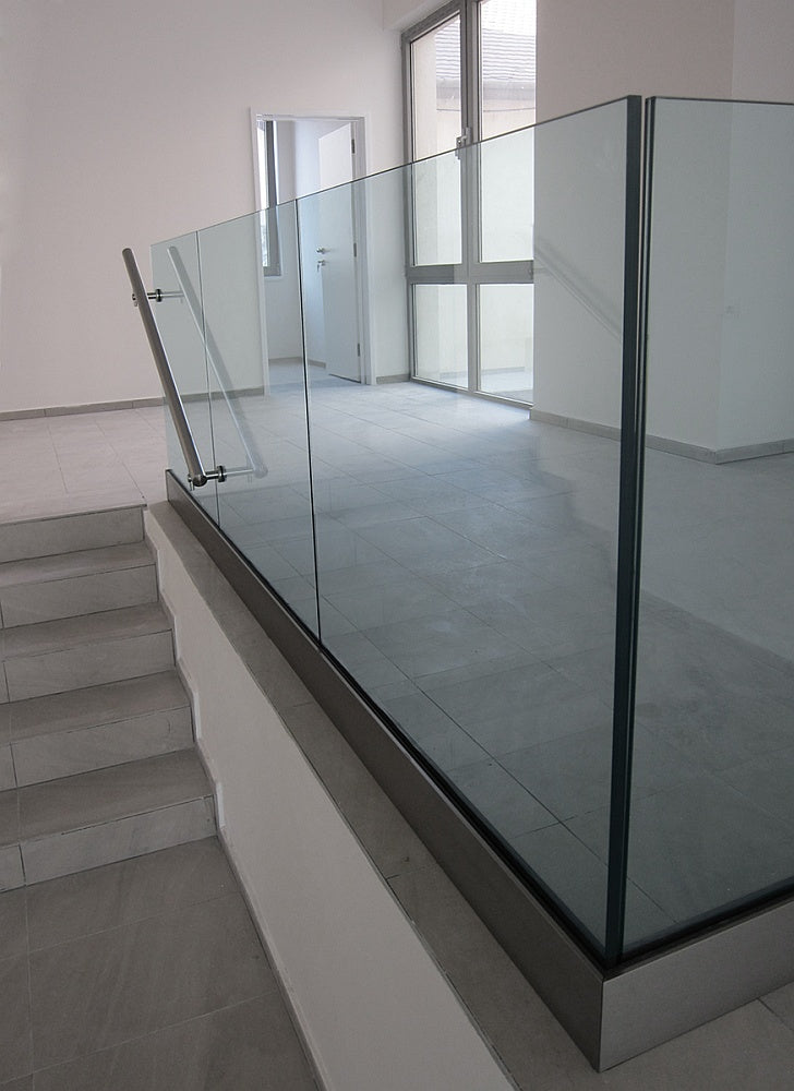 PVC Kotviaci klin pre sklo