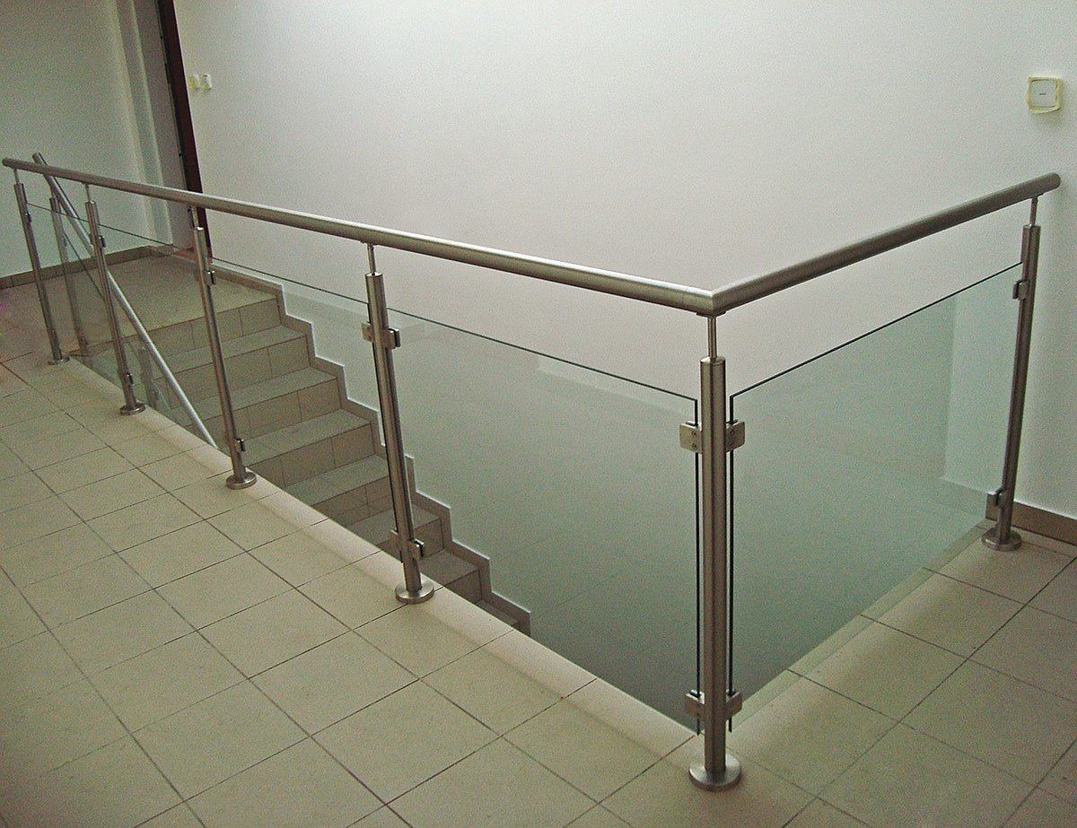 Stĺpik, vrchné kotvenie - pravý