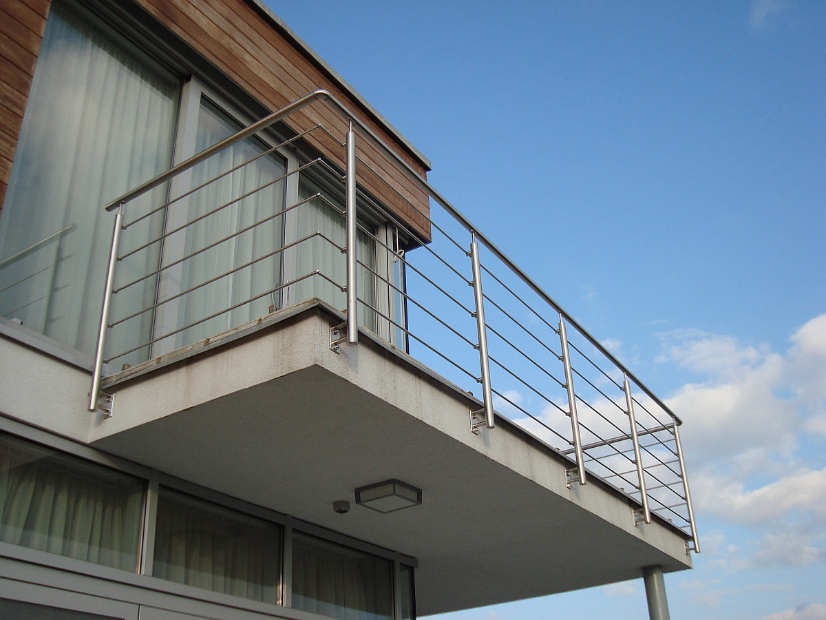 Nerezový stĺpik, bočné kotvenie - rovné