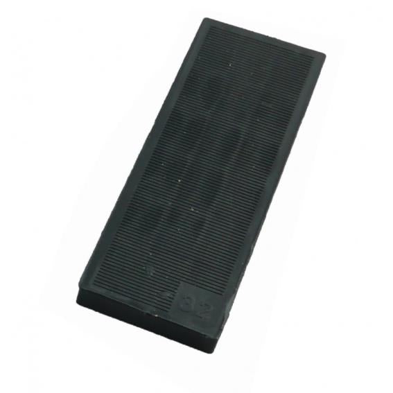 Plastová podložka pod sklo k profilu 22x6x100mm